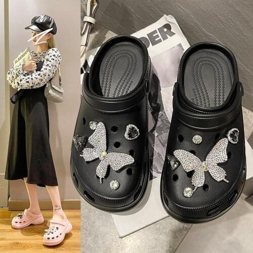 Summer Women Slippers Massage Sides Diamond Sandals Garden Shoes Fashion Outdoor Mules Flip Flop Beach Slippers Clogs For Female