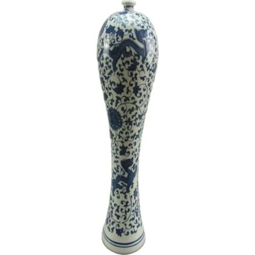 Delicate Chinese/Jingdezhen Porcelain/Vase Blue And White Porcelain Dragon Vase