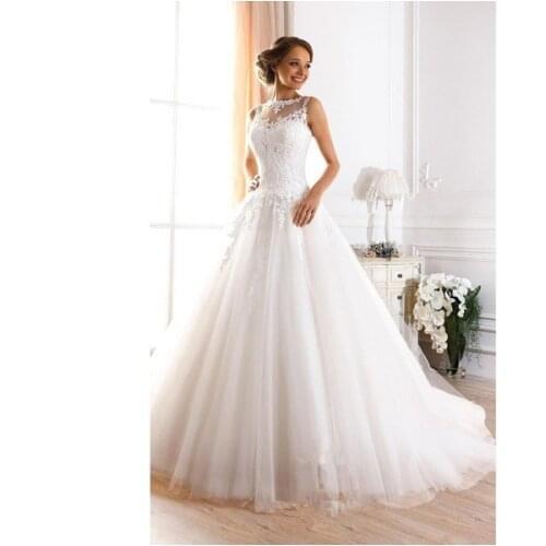 2019 Country Vintage Lace Wedding Dresses High Neckline Long Sleeveless Pearls Tulle Princess Ball Gowns Cheap Bridal Dresses Pl