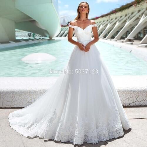 2021 Elegant Off Shoulder A Line Wedding Dresses Lace Appliques Sweetheat Sleeveless Court Train Bridal Gowns Vestido De Noiva