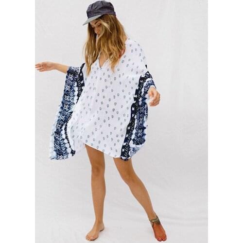 2021 Dot Print Bikini Cover-ups Casual V-Neck 3/4 Sleeve Beach Tops Plus Size Women Summer Beach Wear Swim Suit Cover Up A903