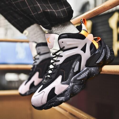 Leather mesh stitching mens running shoes thick-soled high-top outdoor shoes versatile non-slip casual shoes