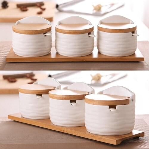 Creative European ceramic flip seasoning jar cruet salt kitchen supplies seasoning box seasoning pot Container Condiment Jars