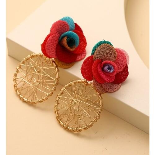 Hot Selling Metal Gold Plated Flower Earrings Big Circle Hollow Long Earrings Jewelry for Ladies