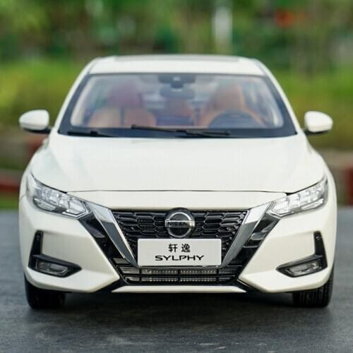 Original Factory Collectible 1:18 Scale NISSAN SYLPHY 14th Generation 2019 Metal Diecast Model Car with Small Gift