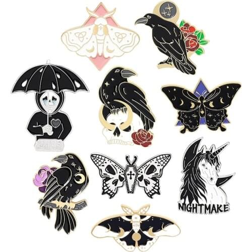 Skeleton Moth Butterfly Brooches for Women Men Gothic Punk Moon Dark Enamel Pin Metal Badges Halloween Jewelry Gift Wholesale