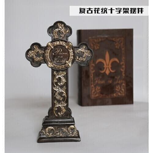 Jesus cross resin decoration, European and American home decoration tabletop placement antique church Christ