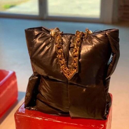 The Chain Tote In Padded Leather Composite Bag With Chain Strap Shiny Finish 2020 Autumn and Winter Women Handbag Brand Designer