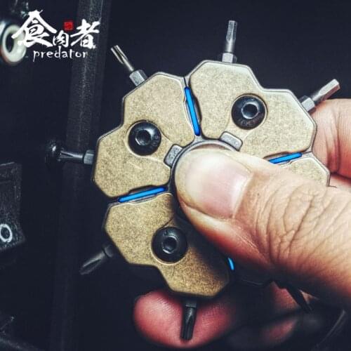 Carnivorous fingertip top gyro which titanium alloy multifunctional screwdriver set adult light decompression rotating toy EDC