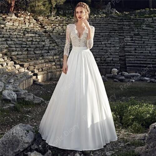 Elegant V-neck Satin Wedding Dresses Three Quarter Button Beach Bride Dress Bow Lace Applique Bridal Gowns Vestido de Novia 2021