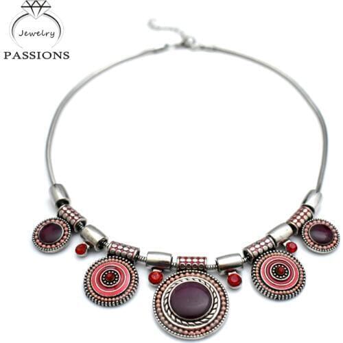 Hot Sale Bohemian Colorful Beads Resin 5Pcs Round Shiny Pendant Necklace Silver Plated Clavicle Sweater Chain Women Jewelry Gift