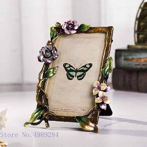 European Retro Photo Frame Metal Zinc Alloy Relief Flower Color Artificial Flower Leaves Picture Frames Furnishings Wall Hanging