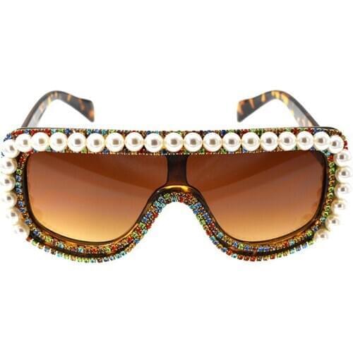 Luxury Sunglasses Women Bling Rhinestones Steampunk Sunglass Men Brand Designer Vintage Pearl Sunglass Fashion Sun glasses