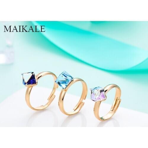MAIKALE Trendy Blue/White Austrian Crystal Rings for Women Gold Adjustable Resizable Wedding Band Ring Party Jewelry Girls Gifts