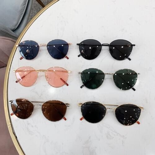Butterfly Sunglasses Women Vintage Oversized Glasses Metal Frame Cat Eye Sunglasses UV400 Eyewear Ocean Lens Driver Goggles