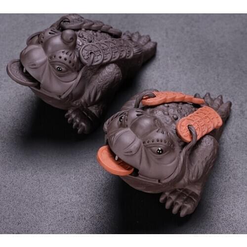 Purple Sand Three Feet Attract Wealth Golden Toad Tea Pet Exquisite Ornaments Can Raise Handpainted Toad Tea Play Tea Accessorie