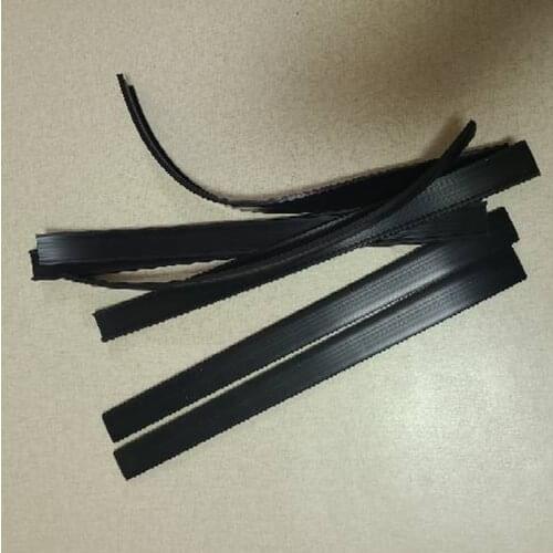 Exhaust pipe rubber band