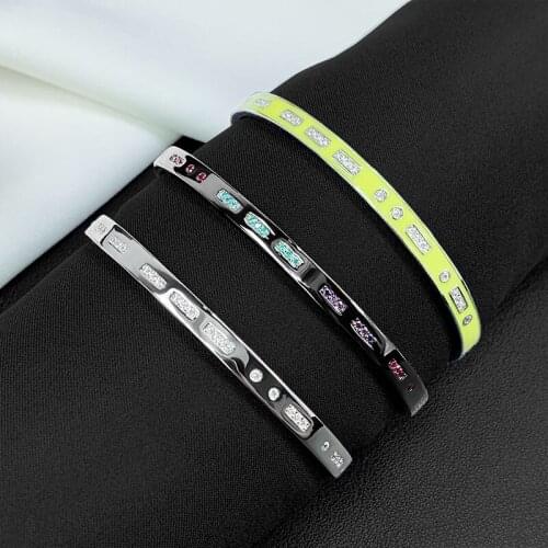 Xin JIU NAI Pair Bracelets