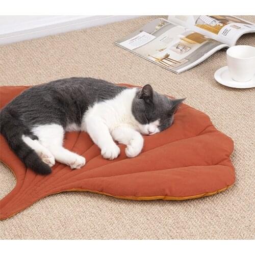 Leave Shape Cat Bed House Cat Mat Winter Warm Sleep Cats Nest Soft Dog Bed Pet Cushion For Cats Dog Washable