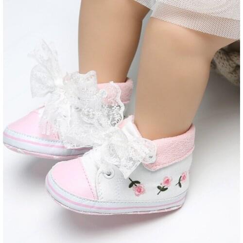 Newborn Princess Shoes Girls Embroidery Floral Infant Soft Mesh Tie Shiny Shoes First Walkers 0-18M