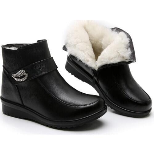 Genuine leather wool women ankle boots women winter warm Platform soft snow boots elderly comfortable non-slip snow shoes