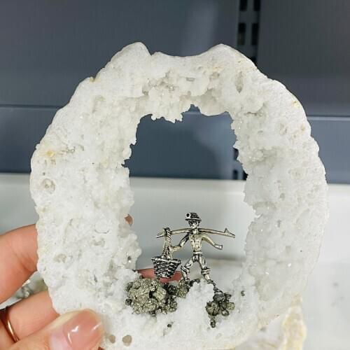 Super Invincible Personality Full Natural Agate Crystal Hole Home Decoration