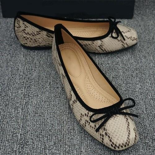 Women Flats Shoes Casual Fashion Snake PU Bowtie Slip On Woman Loafers Ladies Shallow Comfort Single Shoes 2021