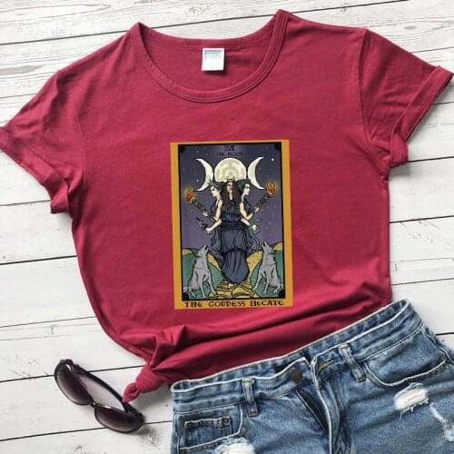 Colored The Goddess Hecate Tarot T-shirt Aesthetic Wicked Woman Tshirt Psychic Moon Child Witch Top Tee Shirt