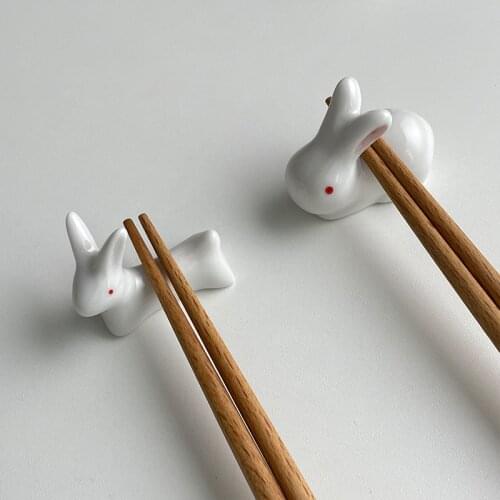 Rabbit Ceramic Chopstick Holder Chop Stick Shelf Stand Support Cute Chinese Korean Japanese Style Decorations Home Table Decor