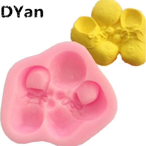 Free Shipping Soccer Shoes Fondant Cake Mold DIY 3D Silicone Mold Kitchen Pastry Baking Cake Decorating Tools A1450