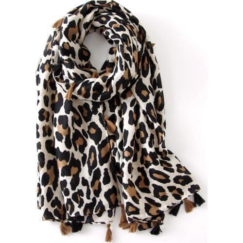 2019 winter Women Leopard Scarf stole lady oversized Cotton Warm Shawls and wraps foulard femme bufandas invierno mujer