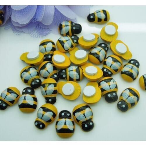 500PCS/LOT.mini Wood Yellow kawaii Bee Sponge stickers Wood Craft Fridge Paste Cabochon Scrapbooking Decoration 9x13mm