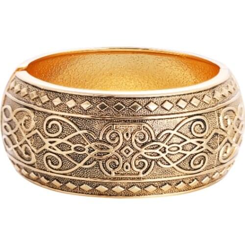 Retro Brass Carved Flower Pattern Bangle Classic Open Wide Bracelet Women Wristband Decor Party Gifts