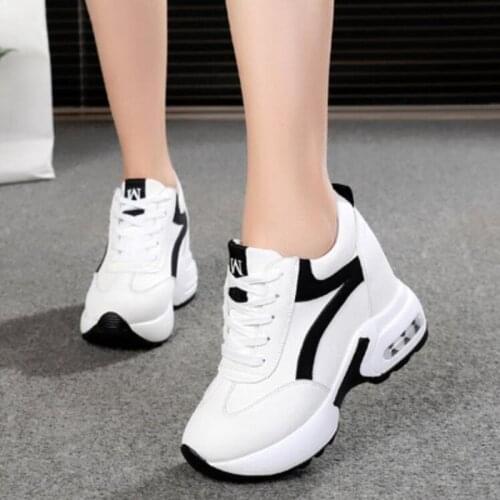 NEW Brand Women Lightweight Sneakers Women Outdoor Height Increasing Shoes Woman Breathable Comfort Shoes Air Cushion Lace Up