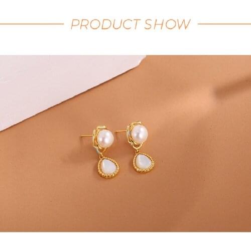 Japanese And Korean Fashion Jewelry S925 Sterling Silver Needle Plated 18k Gold Natural Freshwater Pearl Earrings Rose Earrings