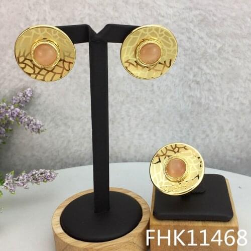 Yuminglai Jewelry Set Classical Design Elegant Fashion Stone Gold Earring and Ring Jewelry set FHK11468