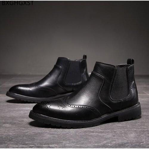 Brown Chelsea Boots for Men Male Brogue Shoes Men Luxury Designer Boots for Man 2021 Black Leather Boots Men Casual Shoes Sapato