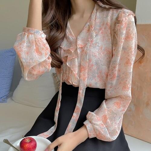 Autumn Fashion Ruffled Bow Tie Shirt Women Long Sleeve Shirt Sweet V-neck Floral Print Chiffon Blouse Tops Clothes Blusas 16559