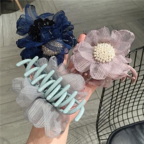 Fashion Girl Sweet Flowers Pearls Hair Claws Beam Hairpin Women Hair Accessories Beauty Hair Crab Clamp Headwear Hair Clip