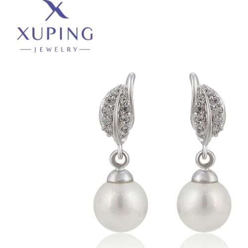 Xuping Jewelry Newest Trendy Imitation Pearl Leaf Shaped Earrings for Women Elegant Gift 20048