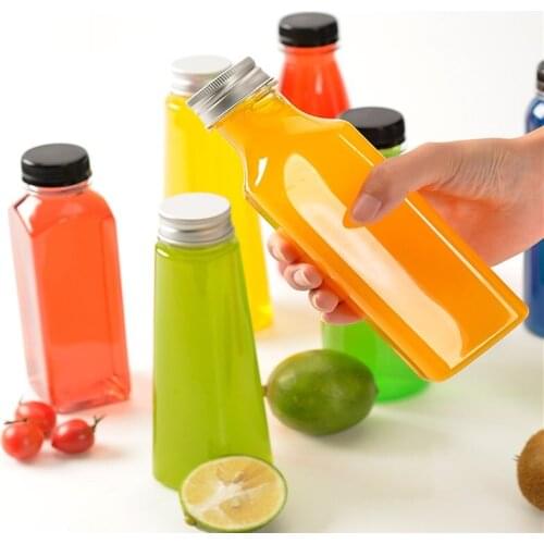 20pcs Creative Juice Cups Disposable Plasticice Coffee Beverage Cup,Square Clear Bottles with Lid Drinking Cup Outdoor Portable