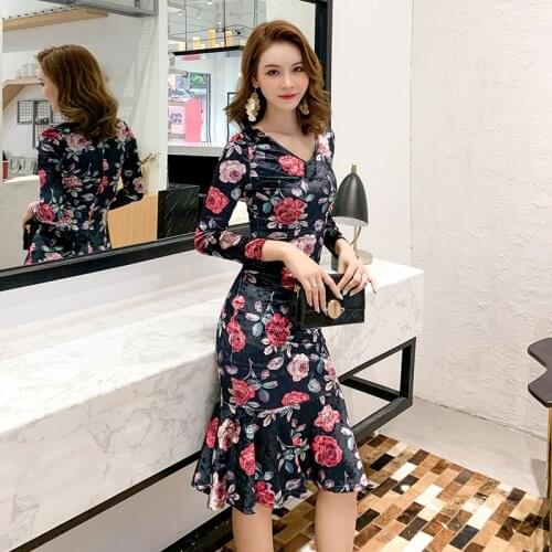 2020 Women Long Sleeve V Neck Velvet Dresses Office Print Vintage High-end Bandage Dress Spring Party Bodycon Mermaid Dresses