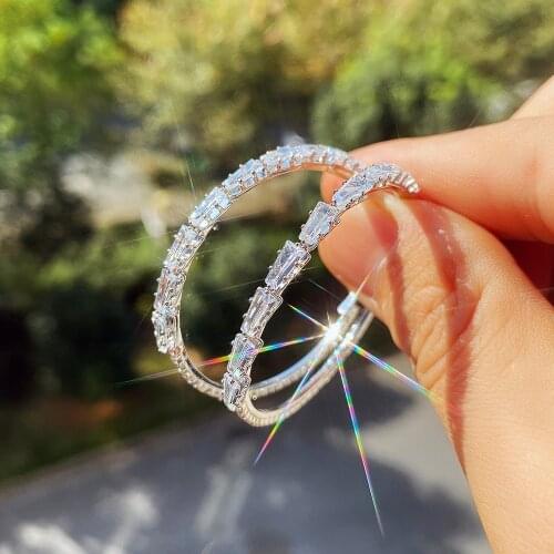 Huitan Full Shiny CZ Hoop Earrings Women Stylish Girl Party Jewelry Newly-design Big Loop Earring Trendy Accessories Luxury Gift