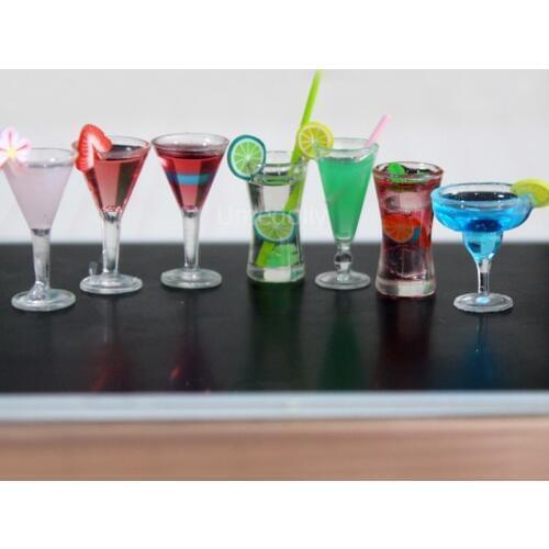 1/12 Miniature Dollhouse Cocktail Mini Wine Cup Doll Food Drinks Play Kitchen Toy