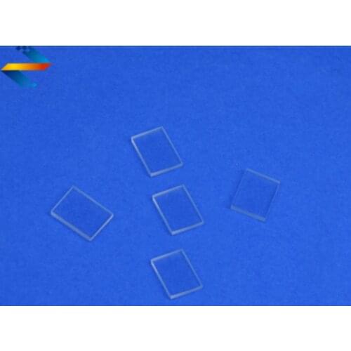 Quartz glass, high quality ultra-thin high temperature resistant quartz glass. For laboratory research. Twenty pieces a pack