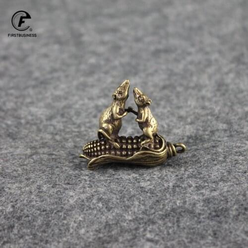 Copper Wealth Rats Figurines Feng Shui Ornament Retro Brass Animal Mouse Corn Keychain Pendant Home Decor Office Desk Decoration