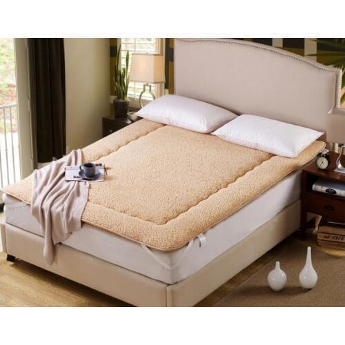 Portable keep warm Tatami Thicken berber Fleece Mattresses bedding article