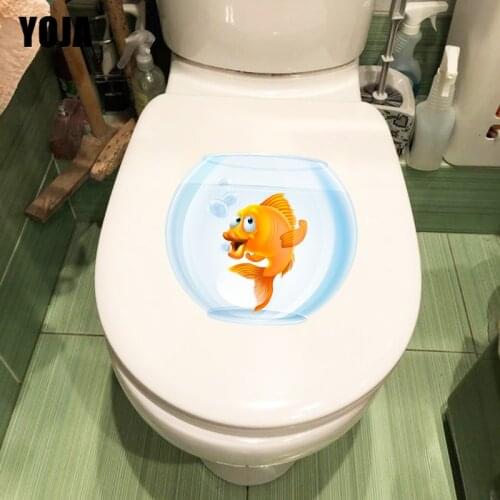 YOJA 23.3×20.8CM Funny Little Goldfish Cartoon WC Toilet Cover Stickers Creative Kids Room Wall Decals T1-3194