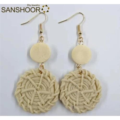 SANSHOOR New Arrival Handwoven Rattan Earrings Wood Plate Straw Woven Dangler Fashion Design 6 Pairs