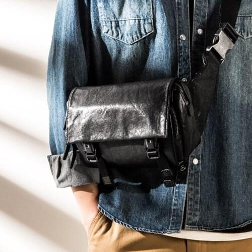 Leather mens trend chest bag, casual fashion mens shoulder bag, first layer cowhide all-match messenger bag